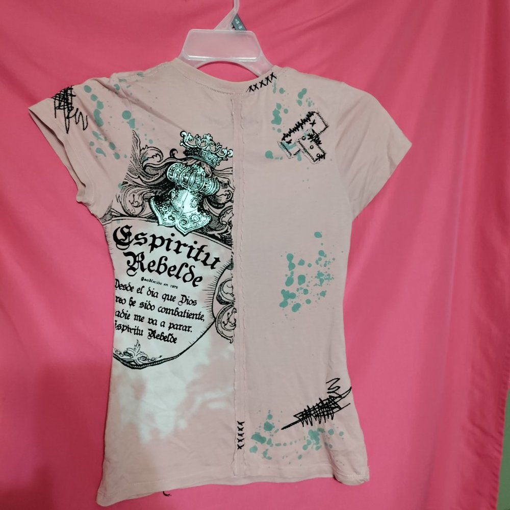 Rebel Spirit - Amazing Short Sleeve Tee - Picture 2 of 4